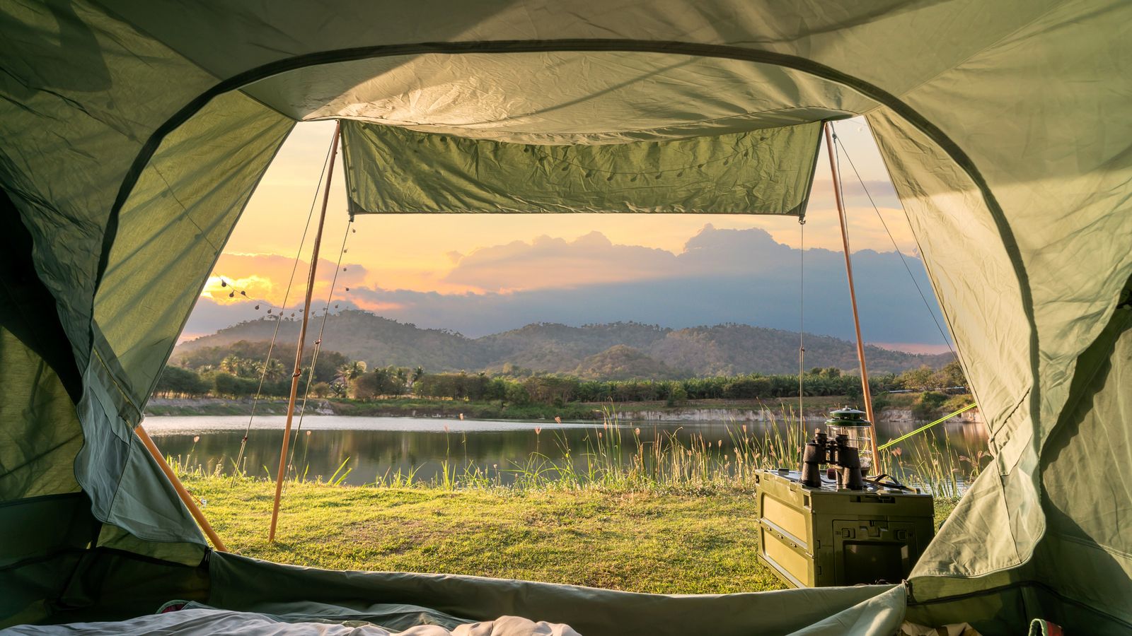 25 Camping Gifts for National Park Lovers, Car Campers, and Hikers